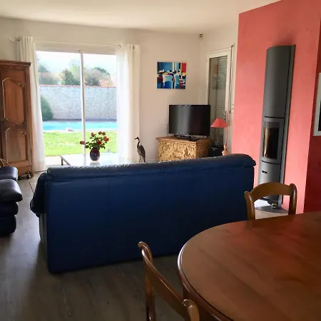 Maison + Piscine Chauffee Pres La Rochelle Lagord