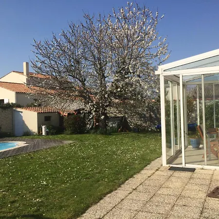 Maison + Piscine Chauffee Pres La Rochelle * Lagord